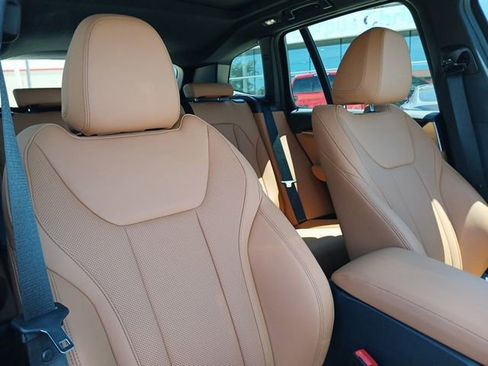 Used 2024 BMW X3 sDrive30i w/ Convenience Package RWD image 18