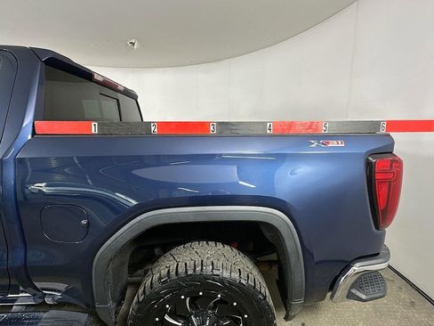 Used 2021 GMC Sierra 1500 SLT w/ SLT Premium Plus Package AWD/4WD image 38