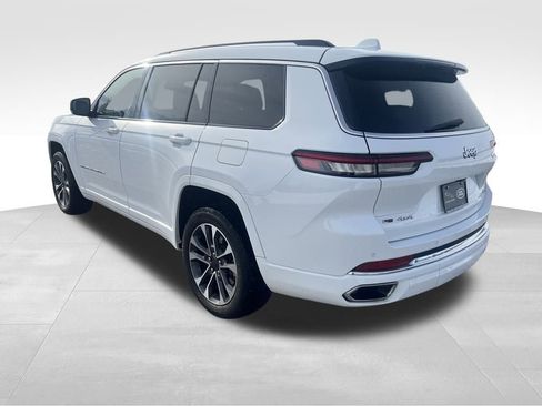 Used 2022 Jeep Grand Cherokee L Overland image 3