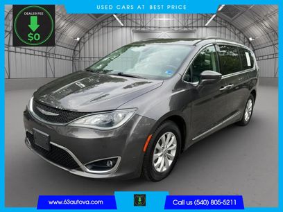 Used 2017 Chrysler Pacifica Touring-L
