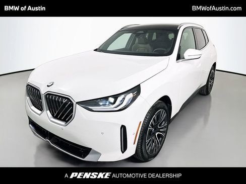 Used 2025 BMW X3 xDrive30i w/ Premium Package image 1