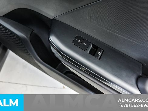 Used 2025 Kia K4 FWD image 40