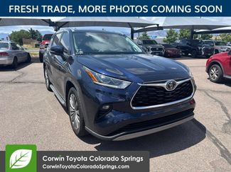 Used 2022 Toyota Highlander Platinum AWD/4WD 360° Tour