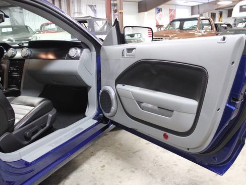 Used 2007 Ford Mustang GT Premium image 18