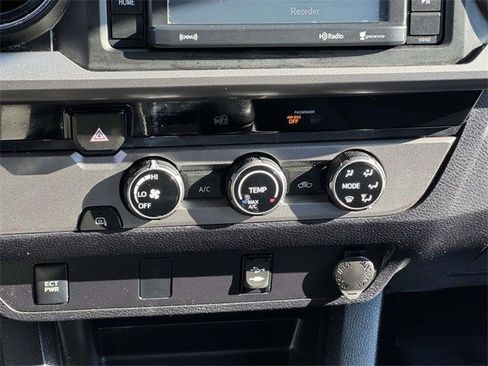 Used 2016 Toyota Tacoma SR5 image 17