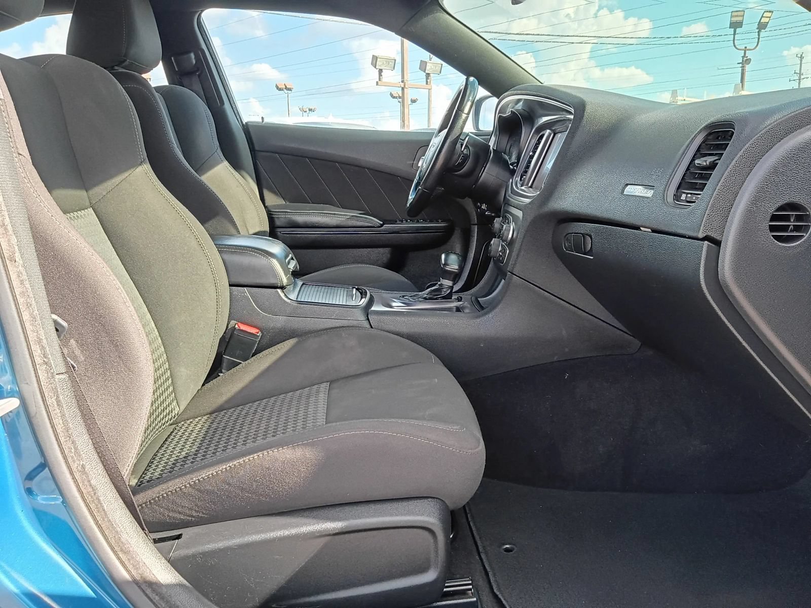 Used 2021 Dodge Charger R/T w/ Blacktop Package RWD image 31