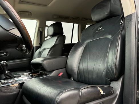 Used 2014 INFINITI QX80 4WD w/ Deluxe Touring Package image 12