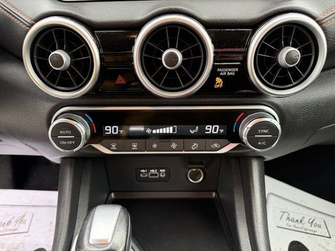 Used 2023 Nissan Sentra SR w/ Midnight Edition Package image 24