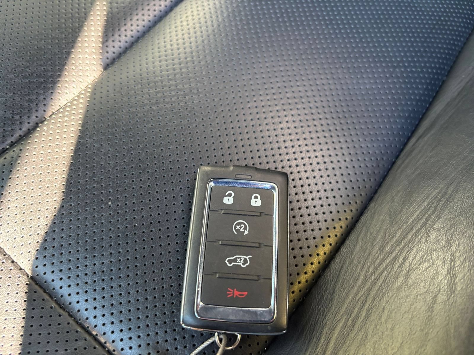 Used 2026 Jeep Grand Cherokee Limited AWD/4WD image 26