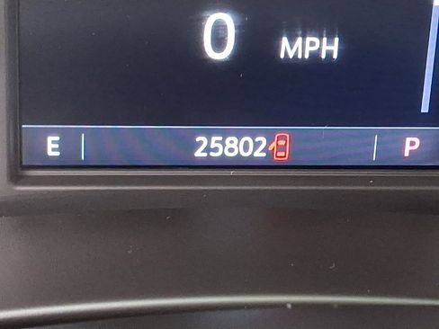 Used 2023 Buick Enclave Essence w/ Experience Buick Package image 22