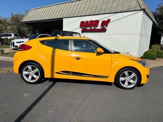 Used 2015 Hyundai Veloster image 1