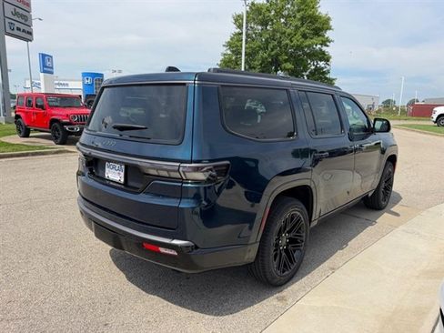 New 2026 Jeep Grand Wagoneer Limited AWD/4WD image 4