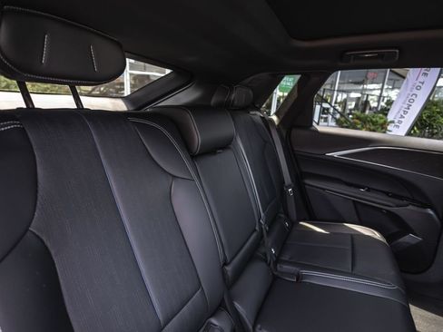 Used 2024 Cadillac Lyriq Luxury RWD image 29