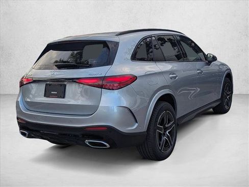 Used 2026 Mercedes-Benz GLC 300 4MATIC image 2