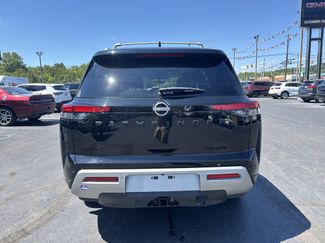 Used 2023 Nissan Pathfinder SL w/ SL Premium Package AWD/4WD video 4