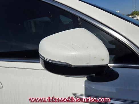 Used 2024 Kia Sorento SX FWD image 6