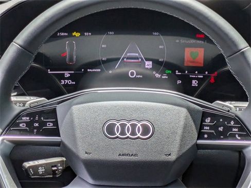 Used 2025 Audi Q5 Premium image 20