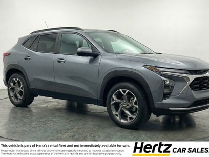 Used 2025 Chevrolet Trax LT