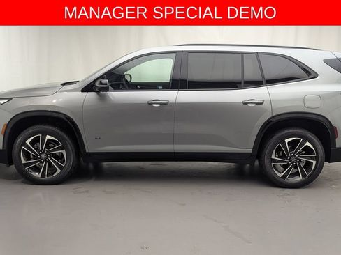 Used 2026 Buick Enclave Sport Touring w/ Power Package AWD/4WD image 10