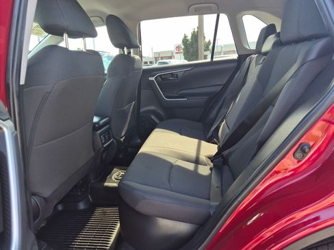 Used 2024 Toyota RAV4 LE AWD/4WD image 26