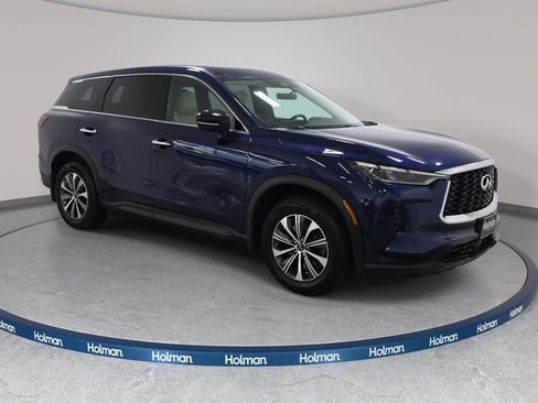 Used 2023 INFINITI QX60 Pure AWD/4WD image 4