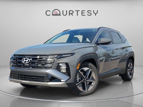 New 2026 Hyundai Tucson SEL image 1