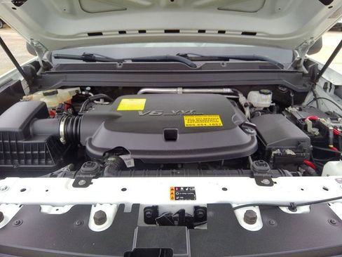 Used 2022 Chevrolet Colorado W/T w/ WT Convenience Package RWD image 21