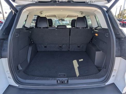 Used 2018 Ford Escape Titanium FWD image 13