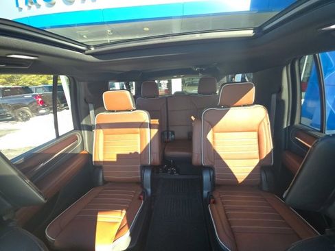 Used 2024 GMC Yukon XL Denali Ultimate image 33