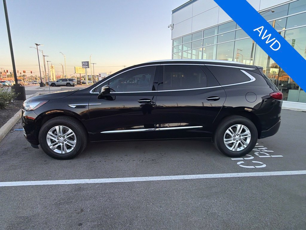 Used 2020 Buick Enclave Essence w/ Sound and Sites Package AWD/4WD image 4