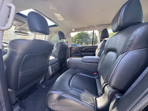 Used 2019 INFINITI QX80 Luxe image 19