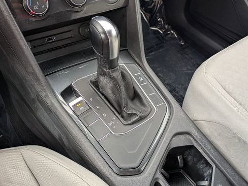 Used 2019 Volkswagen Tiguan S FWD image 14