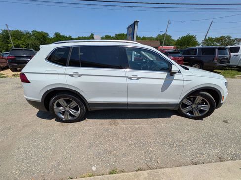 Used 2021 Volkswagen Tiguan SEL AWD/4WD image 7