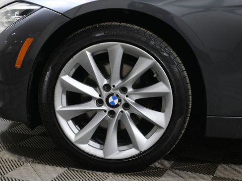 Used 2018 BMW 320i xDrive Sedan w/ Convenience Package image 12