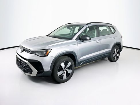 Used 2025 Volkswagen Taos S image 3