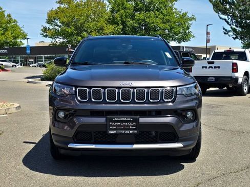 Certified 2024 Jeep Compass Limited AWD/4WD image 2