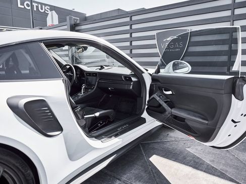 Used 2019 Porsche 911 GT3 RS RWD image 26
