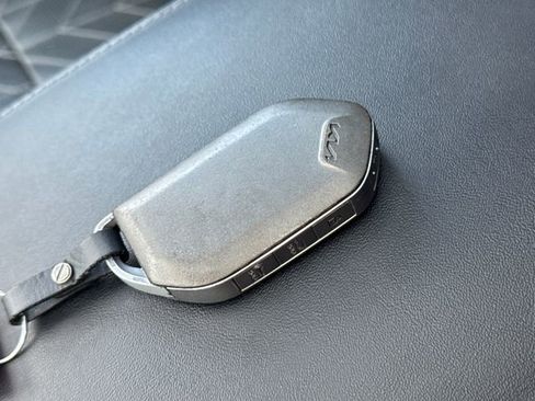 Used 2023 Kia Telluride SX X-Line image 29