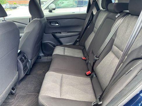 Used 2025 Nissan Rogue SV AWD/4WD image 24