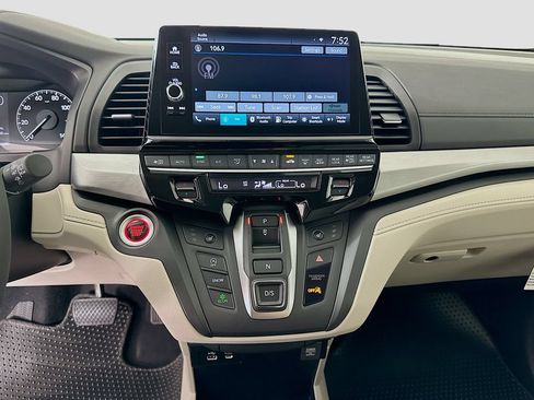 New 2026 Honda Odyssey EX-L image 11