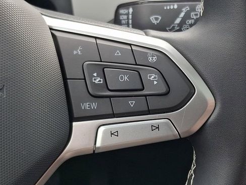Used 2023 Volkswagen Atlas SEL AWD/4WD image 23