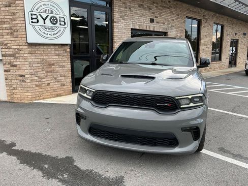 Used 2022 Dodge Durango R/T RWD image 5