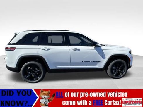 New 2025 Jeep Grand Cherokee Limited image 8