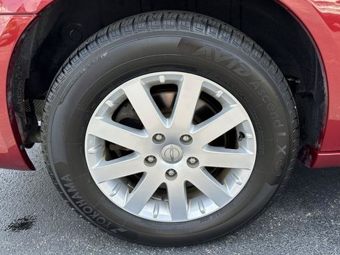Used 2016 Chrysler Town & Country Touring w/ Driver Convenience Group FWD image 80