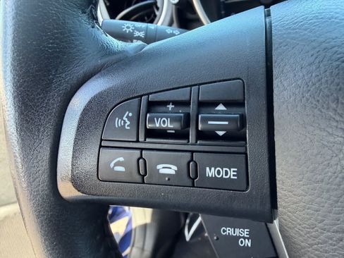 Used 2013 MAZDA MAZDA3 i Touring FWD image 20