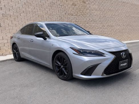 Used 2022 Lexus ES 350 F Sport FWD image 2
