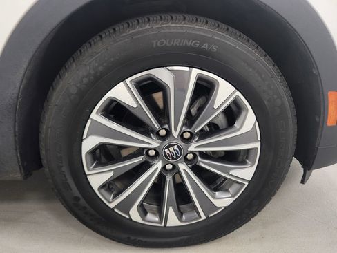 Used 2024 Buick Envision Preferred AWD/4WD image 9