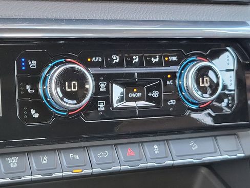 New 2025 GMC Sierra 3500 Denali w/ Denali Reserve Package image 29