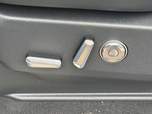 New 2026 Lincoln Navigator L Black Label AWD/4WD image 24