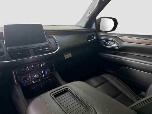 Used 2023 Chevrolet Tahoe High Country image 25